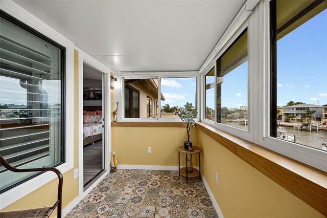 2395 HANOVER DR, Dunedin, FL 34698