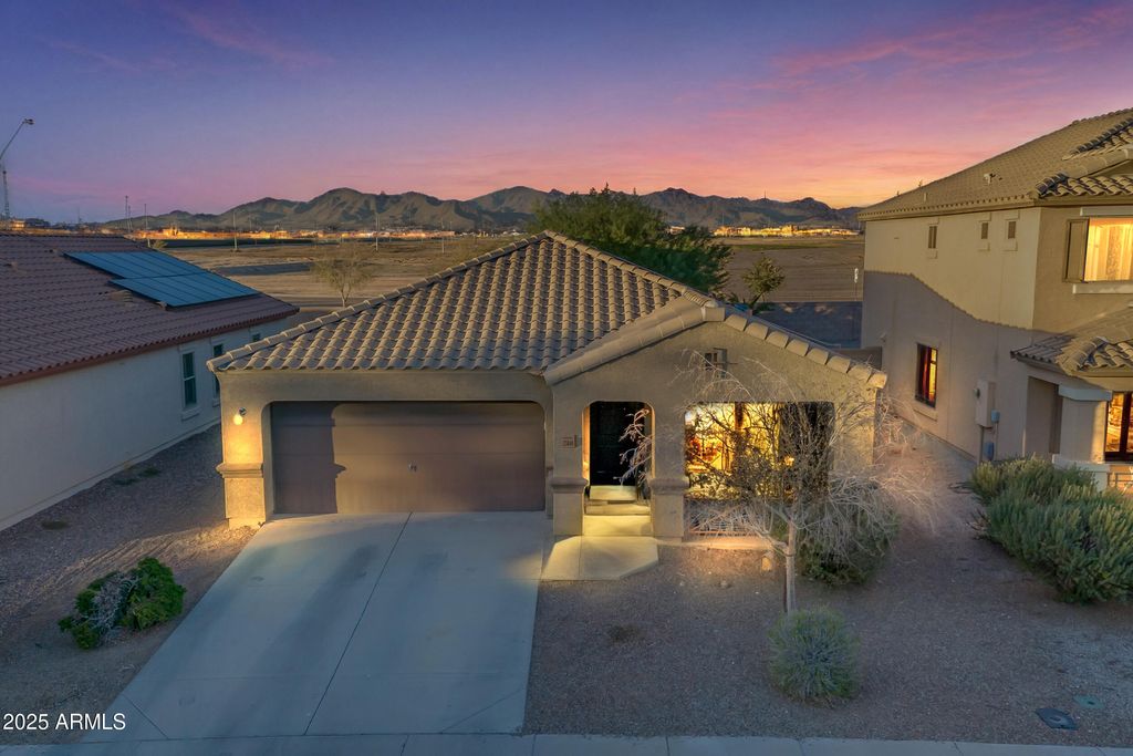 23840 W CORONA Avenue, Buckeye, AZ 85326