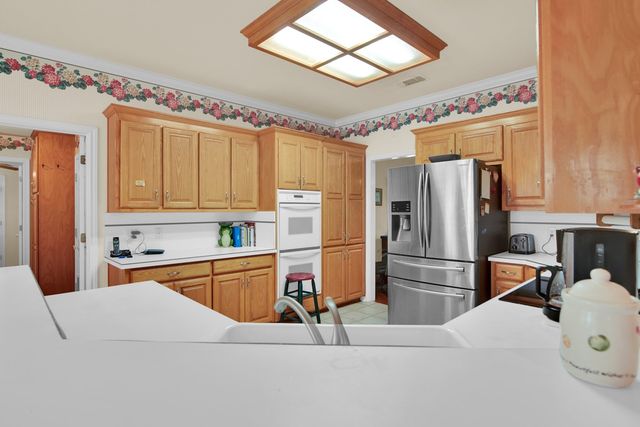 65 Shawnee Circle, Denison, TX 75020