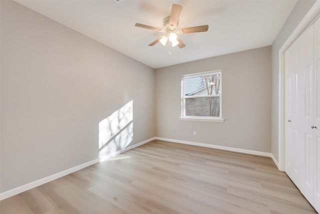 1910 Wildwood Drive, Grand Prairie, TX 75050