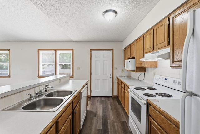 2919 W 4th Ave, El Dorado, KS 67042