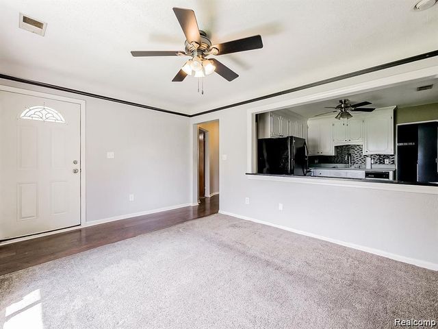 24628 Carlysle Street, Dearborn, MI 48124