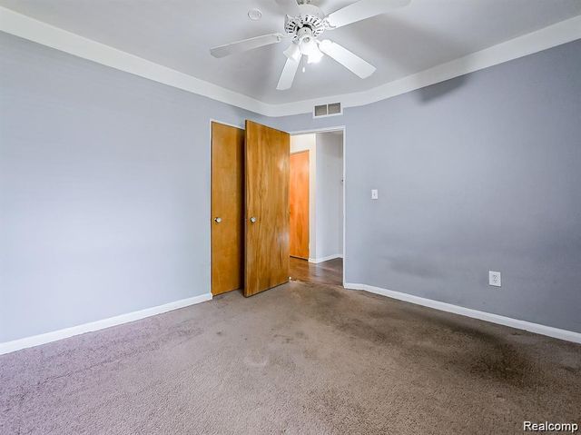 24628 Carlysle Street, Dearborn, MI 48124