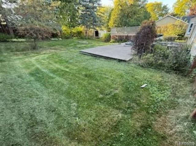 24349 Fairway Hills Drive, Novi, MI 48374