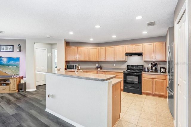 7629 TANGLE RUSH DRIVE, Gibsonton, FL 33534