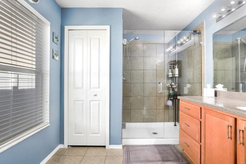 Image 19 of property listing at 7629 TANGLE RUSH DRIVE, Gibsonton, FL 33534