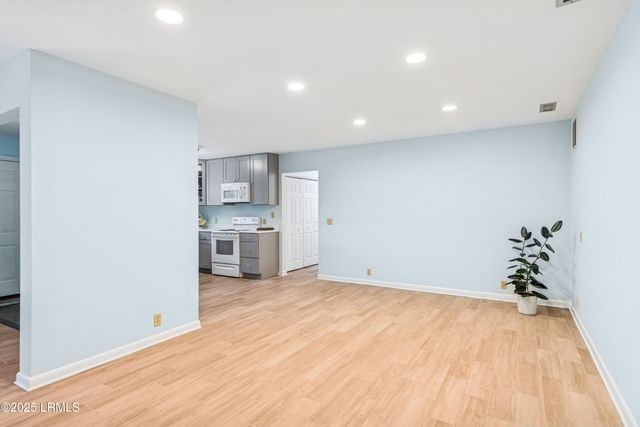 29 Oleander Street, Hilton Head Island, SC 29928