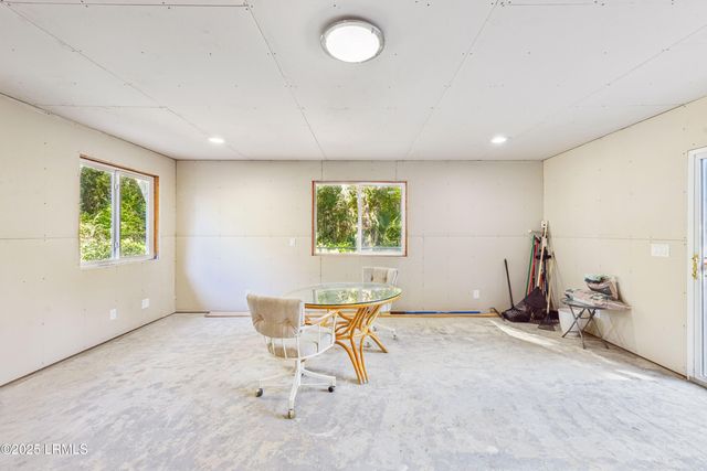 29 Oleander Street, Hilton Head Island, SC 29928