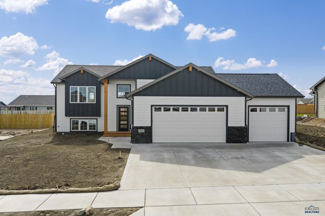 3009 FRAN WAY, Rapid City, SD 57703