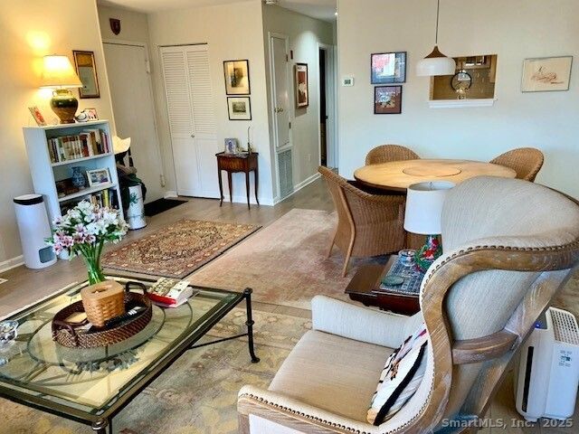 350 Grovers Avenue 1C, Bridgeport, CT 06605