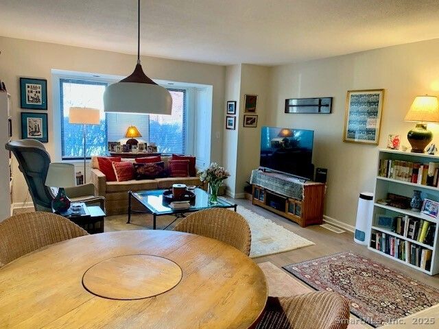 350 Grovers Avenue 1C, Bridgeport, CT 06605