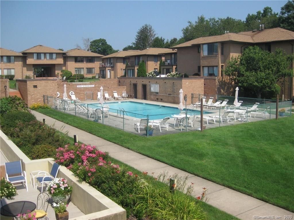 350 Grovers Avenue 1C, Bridgeport, CT 06605