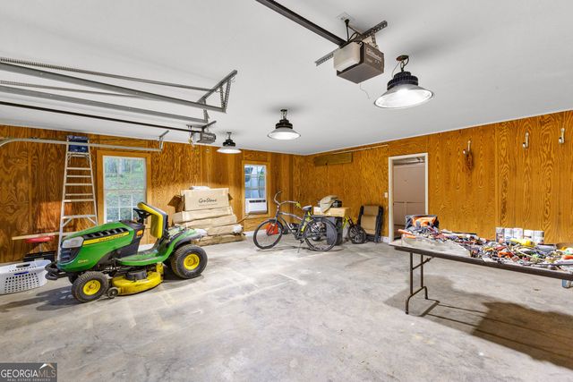 150 S Kite Lake Road, Fayetteville, GA 30214