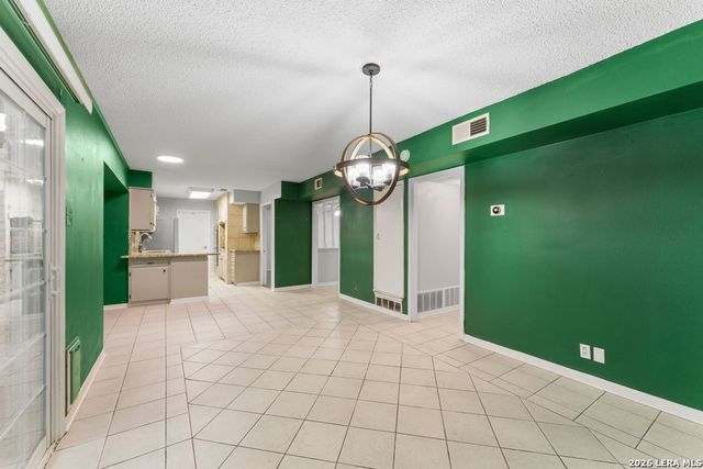 4906 El Gusto, San Antonio, TX 78233