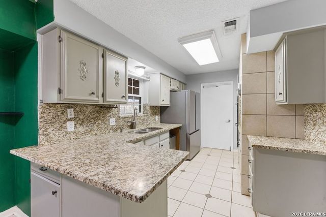 4906 El Gusto, San Antonio, TX 78233