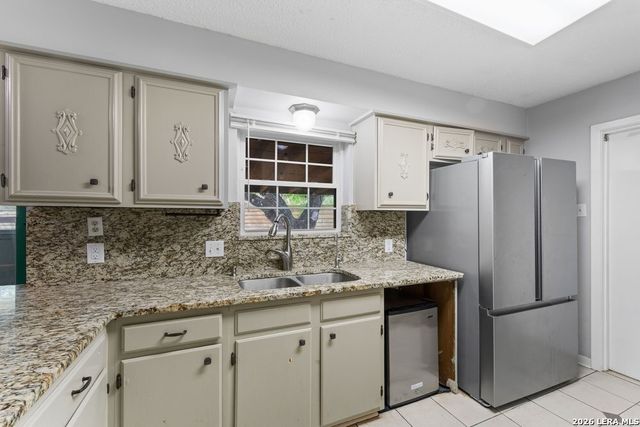 4906 El Gusto, San Antonio, TX 78233