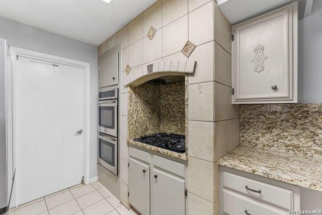 4906 El Gusto, San Antonio, TX 78233