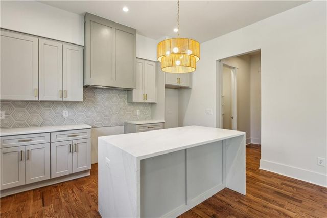 482 Majestic Oaks Place, Smyrna, GA 30082