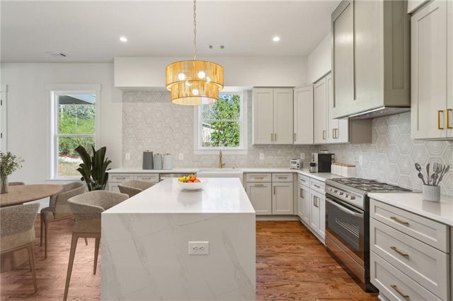 482 Majestic Oaks Place, Smyrna, GA 30082