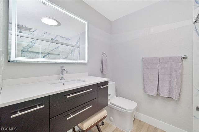 4322 Harbour LN, North Fort Myers, FL 33903