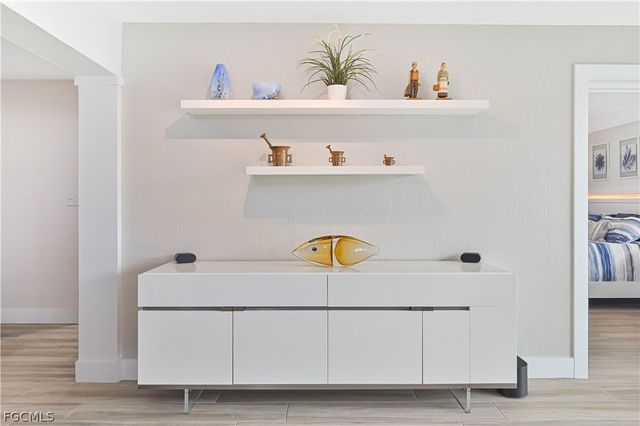 4322 Harbour LN, North Fort Myers, FL 33903