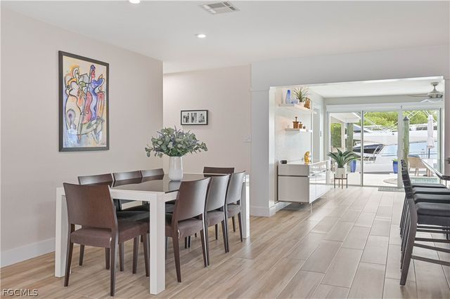 4322 Harbour LN, North Fort Myers, FL 33903