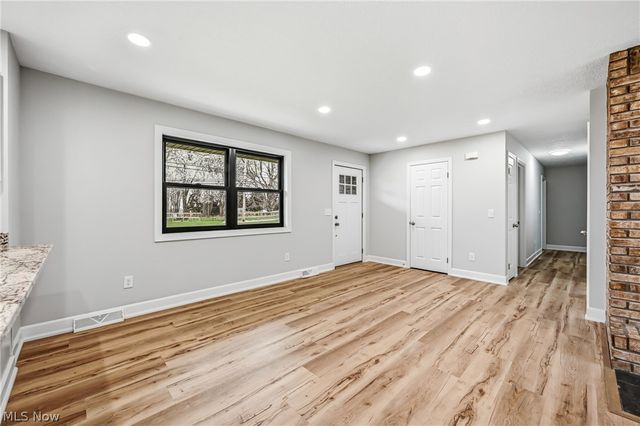44129 Columbiana Waterford Road, Columbiana, OH 44408