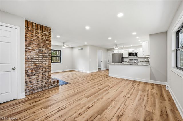 44129 Columbiana Waterford Road, Columbiana, OH 44408