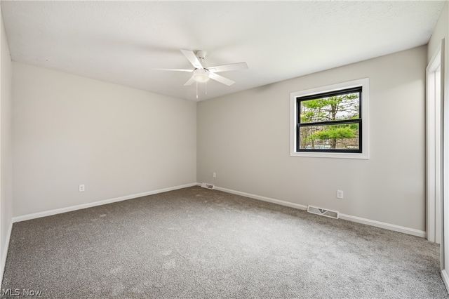 44129 Columbiana Waterford Road, Columbiana, OH 44408