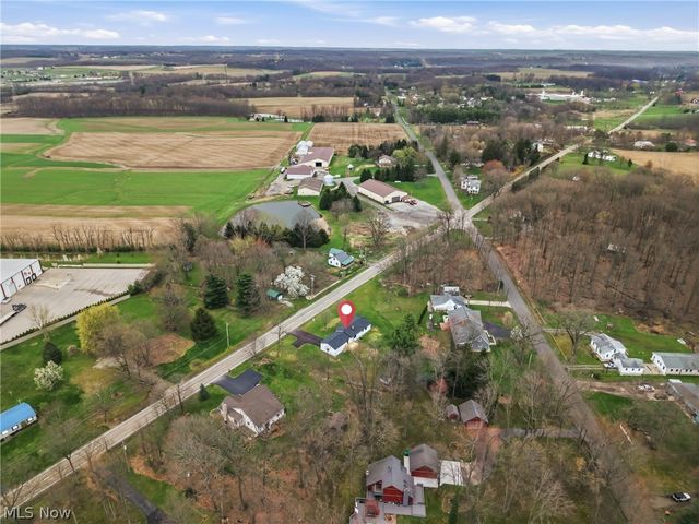 44129 Columbiana Waterford Road, Columbiana, OH 44408