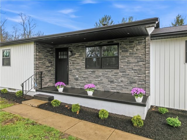 44129 Columbiana Waterford Road, Columbiana, OH 44408