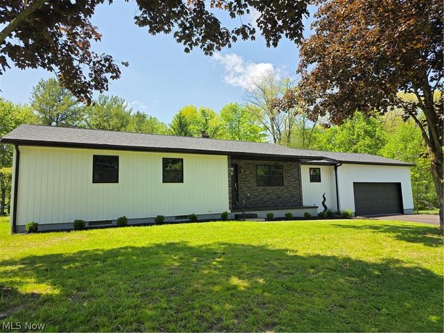 44129 Columbiana Waterford Road, Columbiana, OH 44408