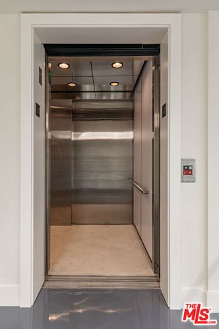 365 Norcroft Avenue, Los Angeles, CA 90024