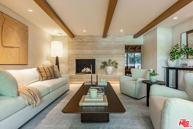 365 Norcroft Avenue, Los Angeles, CA 90024