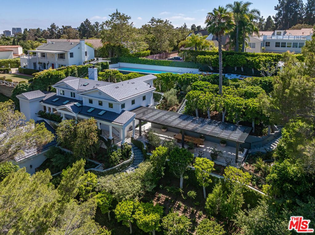 365 Norcroft Avenue, Los Angeles, CA 90024