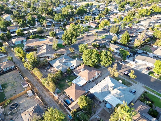 3653 N Hulbert Avenue, Fresno, CA 93705
