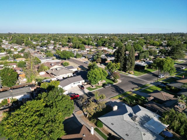 3653 N Hulbert Avenue, Fresno, CA 93705