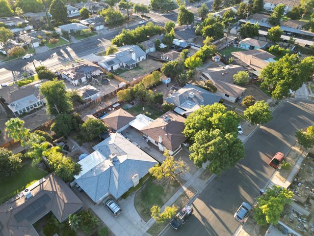 3653 N Hulbert Avenue, Fresno, CA 93705