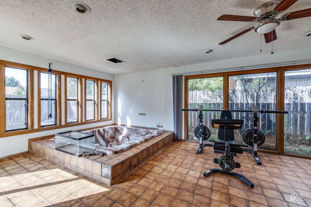 Image 33 of property listing at 3929 Millbrook Drive, San Angelo, TX 76904