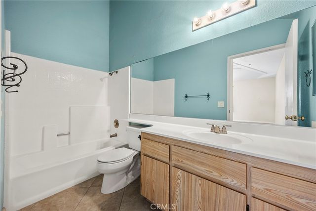 409 Utica D36, Huntington Beach, CA 92648