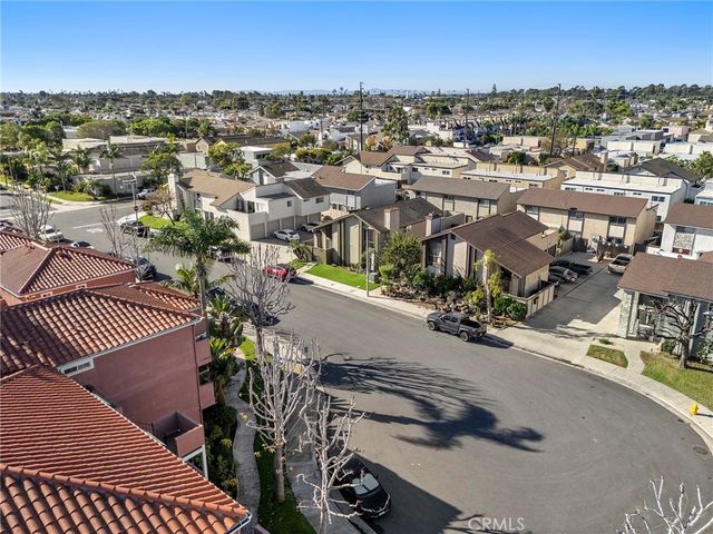 409 Utica D36, Huntington Beach, CA 92648