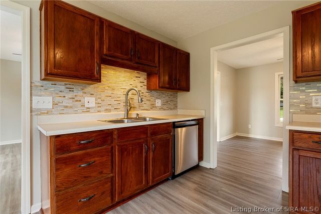 7793 Four Leaf Drive, Greenville, IN 47124