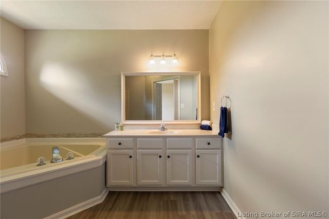7793 Four Leaf Drive, Greenville, IN 47124