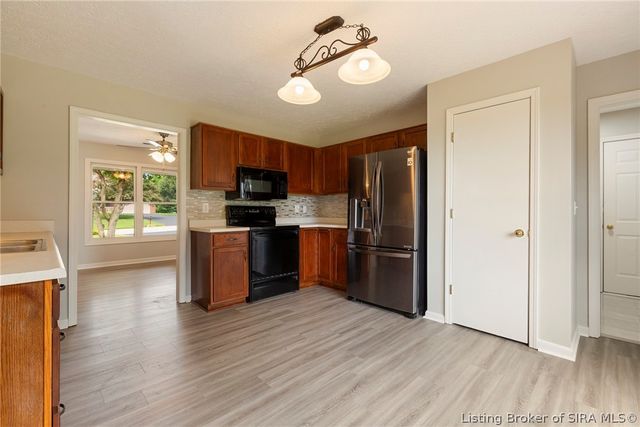 7793 Four Leaf Drive, Greenville, IN 47124