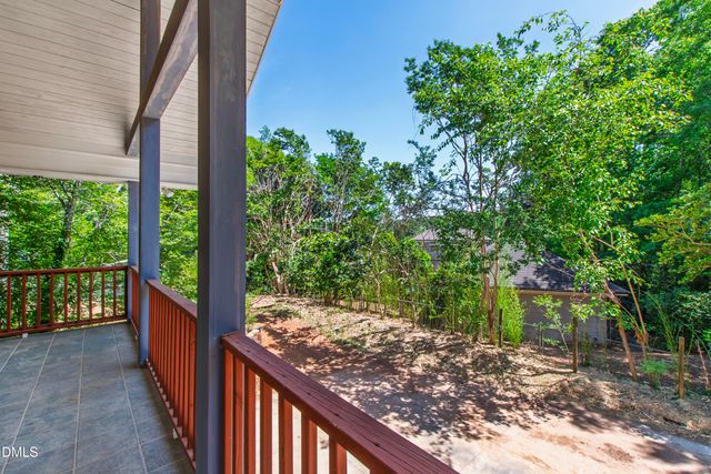 821 Lake Boone Trail, Raleigh, NC 27607