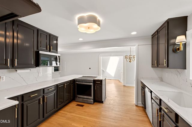 821 Lake Boone Trail, Raleigh, NC 27607