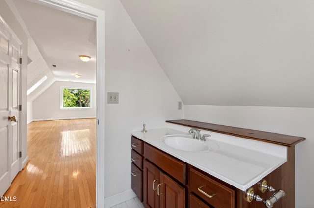 821 Lake Boone Trail, Raleigh, NC 27607