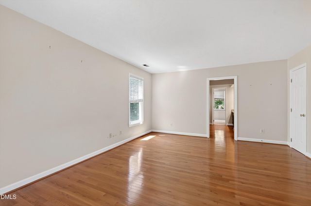 821 Lake Boone Trail, Raleigh, NC 27607