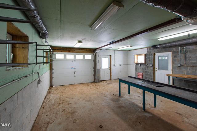 821 Lake Boone Trail, Raleigh, NC 27607