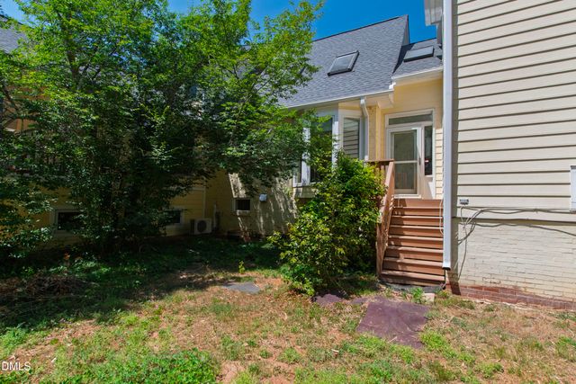 821 Lake Boone Trail, Raleigh, NC 27607